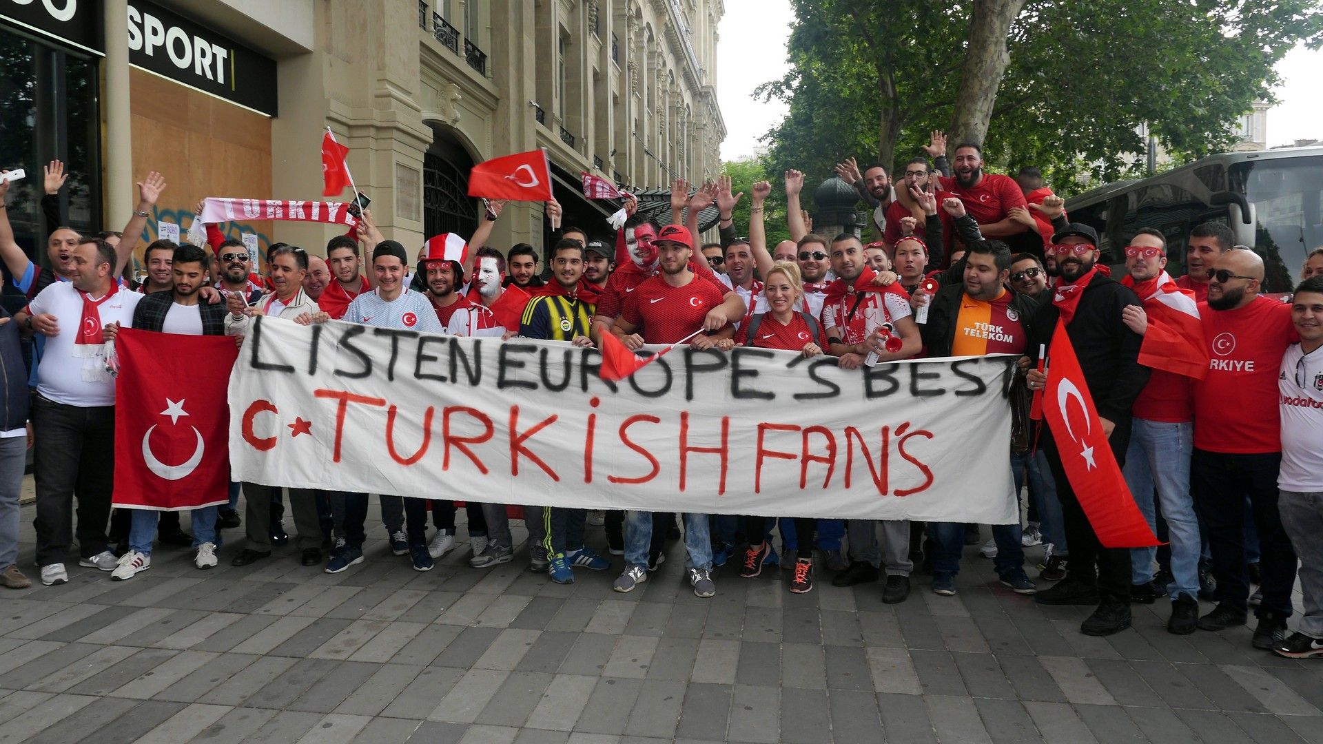 Turkish fans