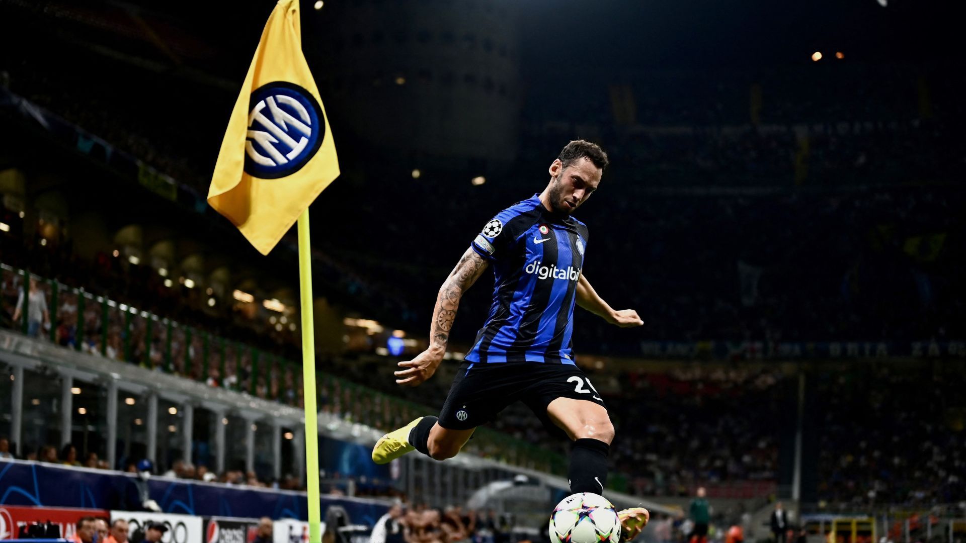 calhanoglu corner inter