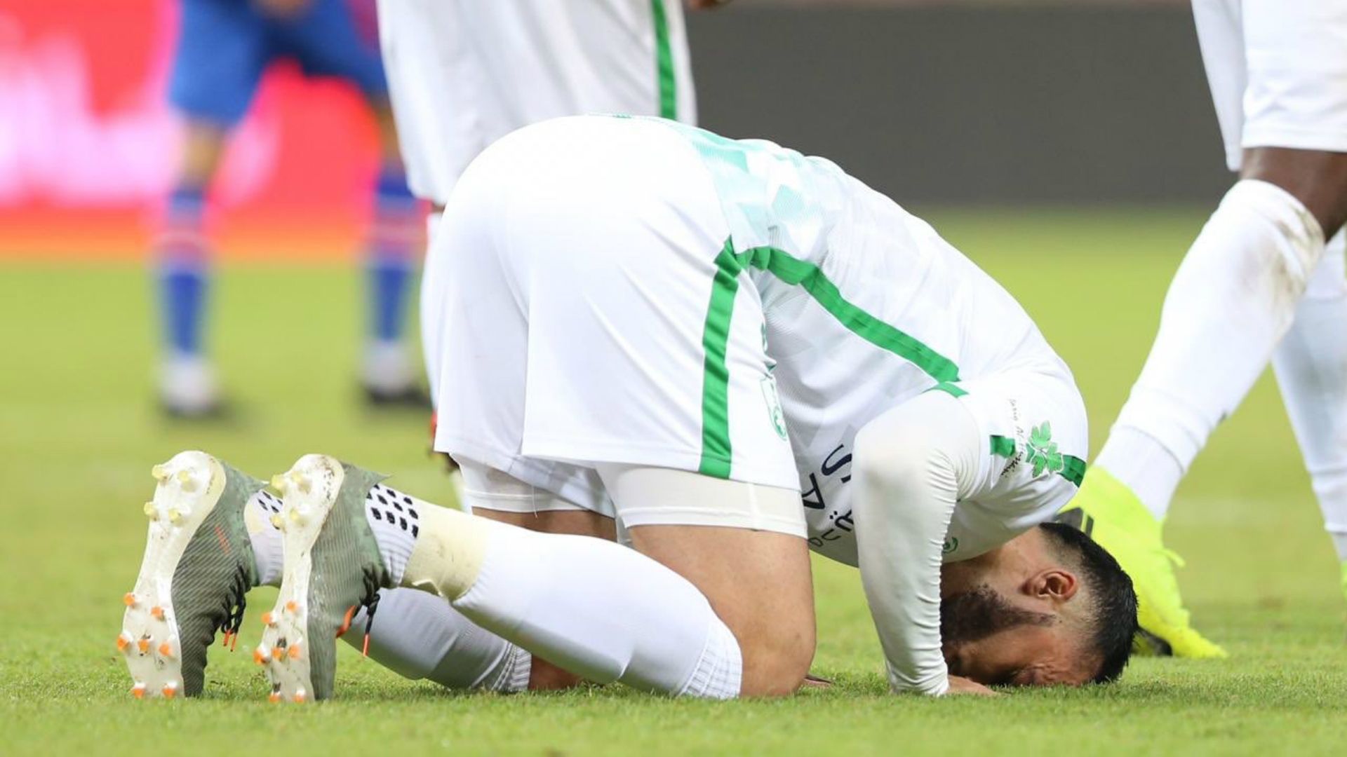 عمر السومة الأهلي أبها الدوري السعودي