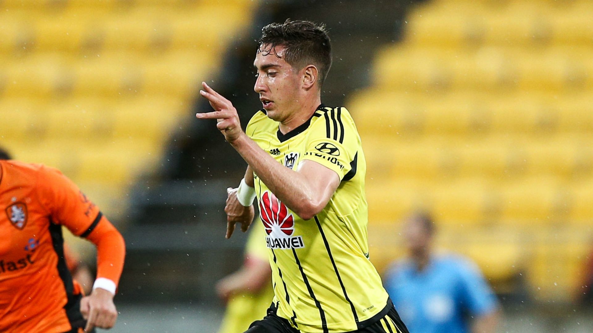 Alex Rodriguez Wellington Phoenix v Brisbane Roar A-League 21012017