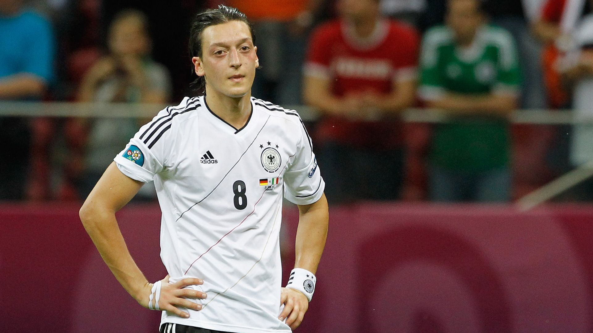 Mesut-Özil-DFB-28062012