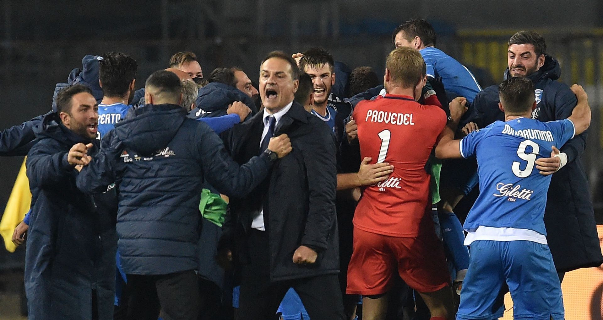 Empoli players celebrating Empoli Frosinone Serie B