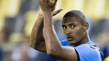 Sébastien Haller, Vitesse - FC Utrecht, Eredivisie 26082016