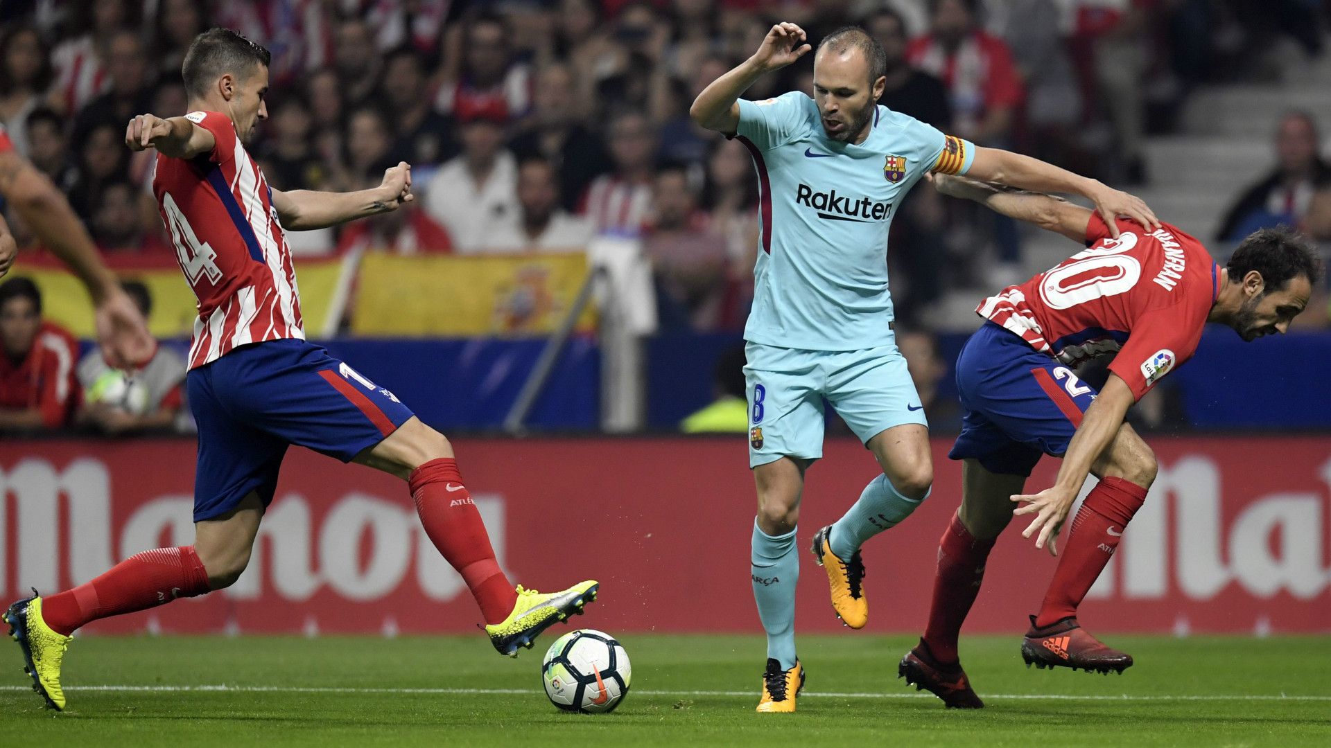 Iniesta Gabi Juanfran Atletico Madrid Barcelona LaLiga