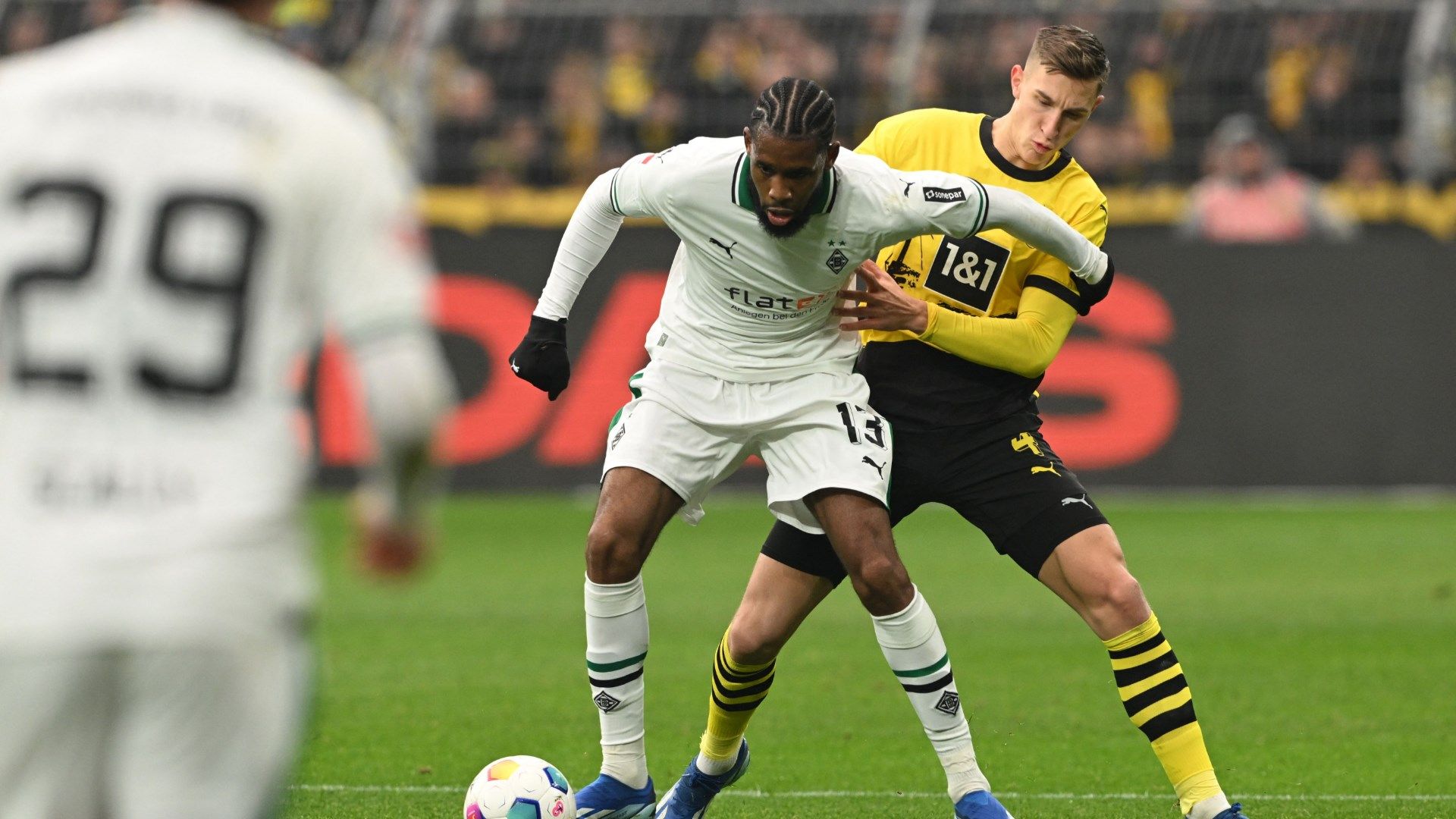 Nico Schlotterbeck Dortmund 25112023