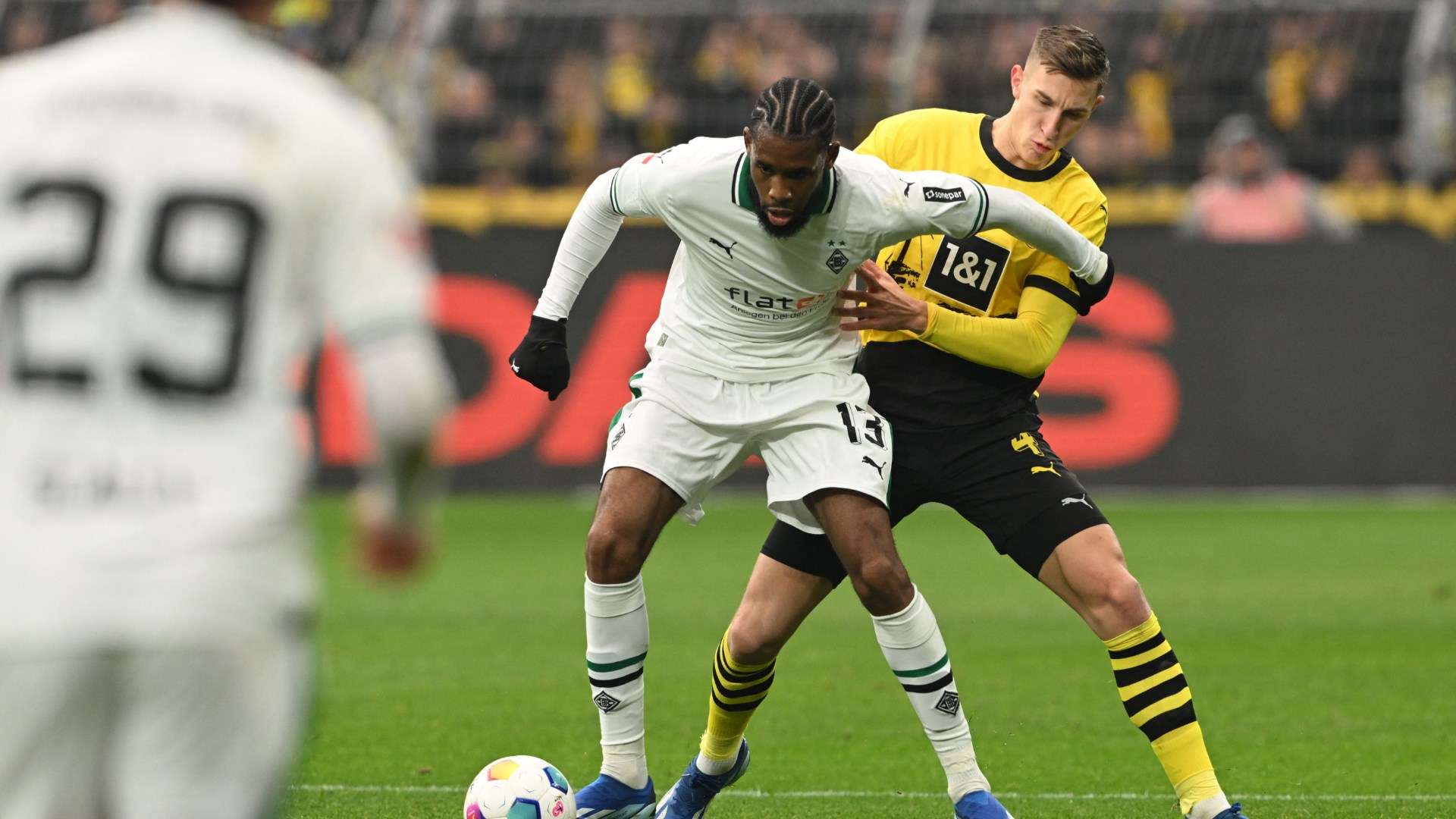 Nico Schlotterbeck Dortmund 25112023