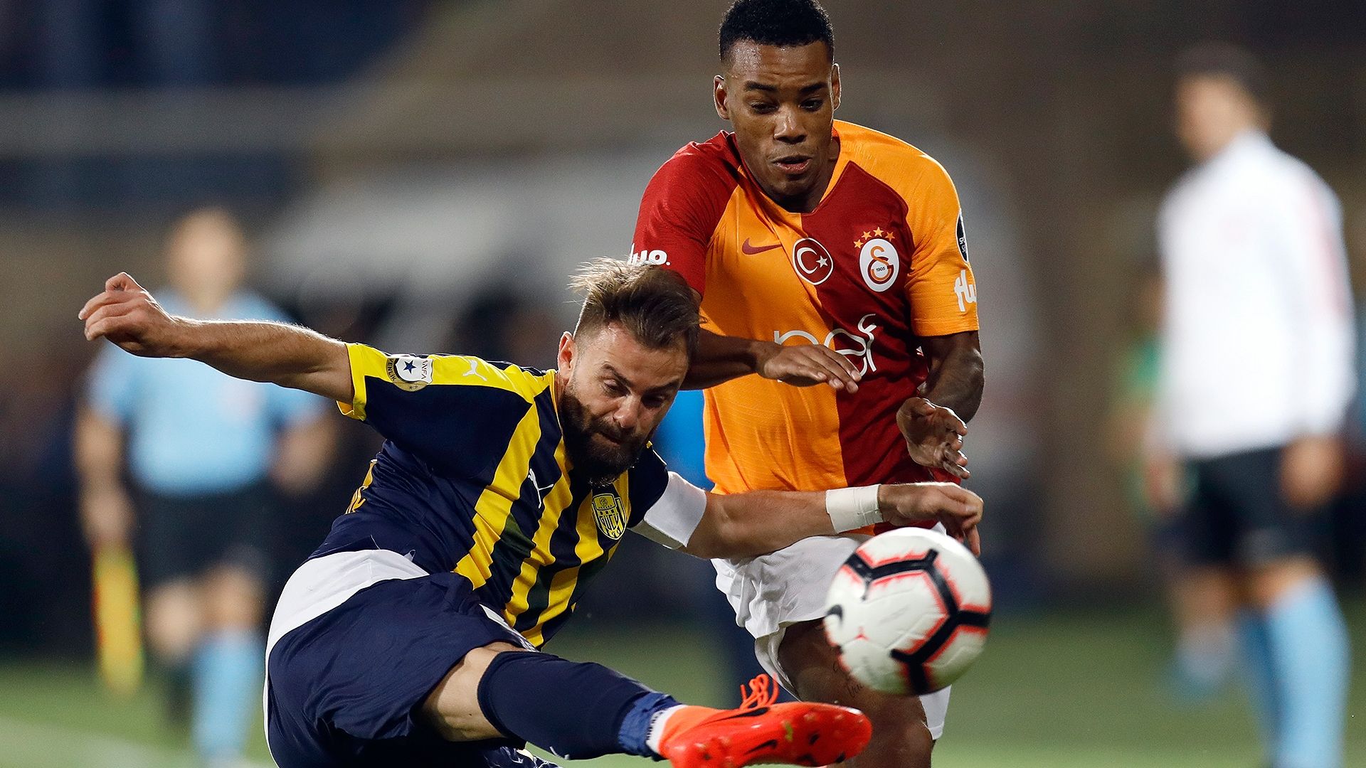 Ankaragucu Galatasaray Erdem Ozgenc Garry Rodrigues 08102018