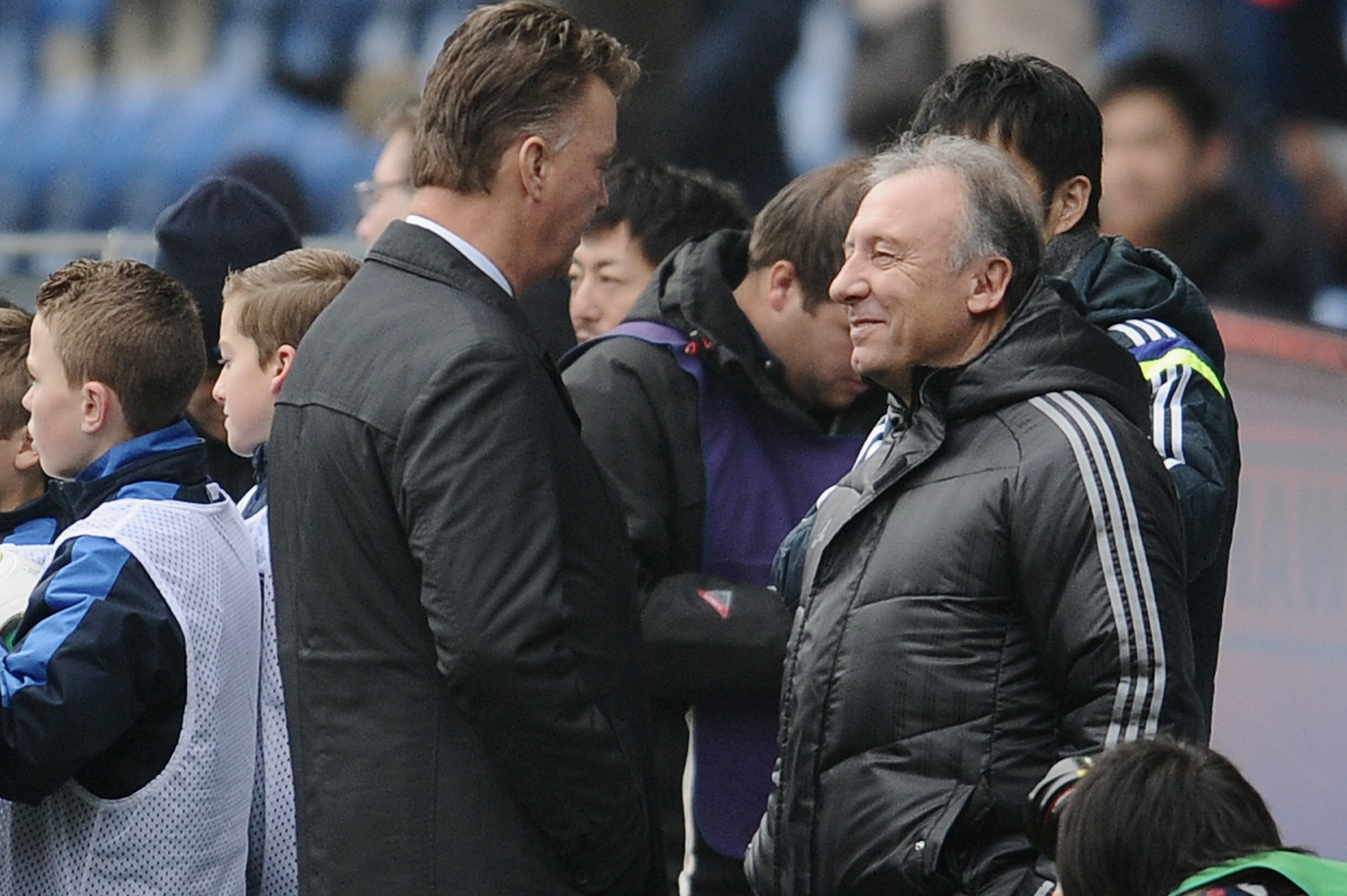 20131116-Louis van Gaal of Netherlands and Alberto Zaccheroni of Japan