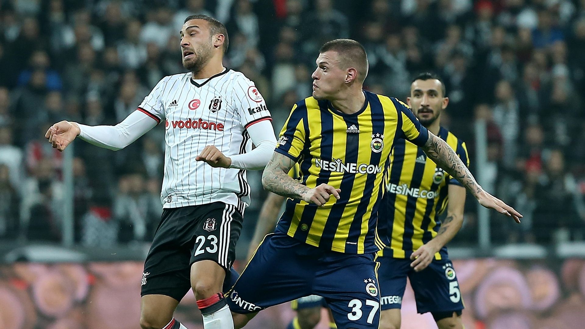 Cenk Tosun Martin Skrtel Besiktas Fenerbahce STSL