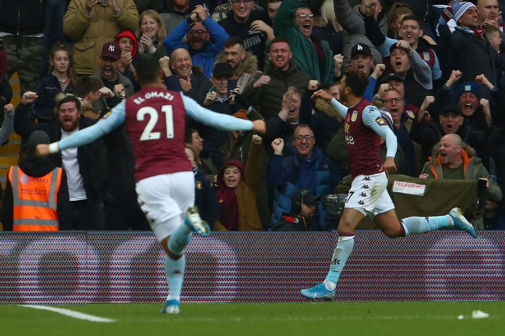 تريزيجيه يحتفل بهدفه في ليفربول