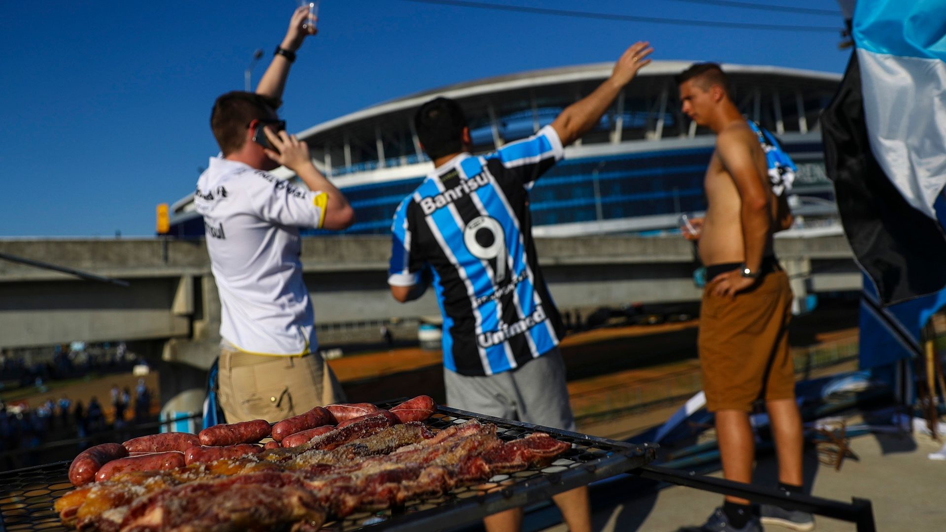 Torcida churrasco Grêmio Atlético-MG Copa do Brasil 07122016