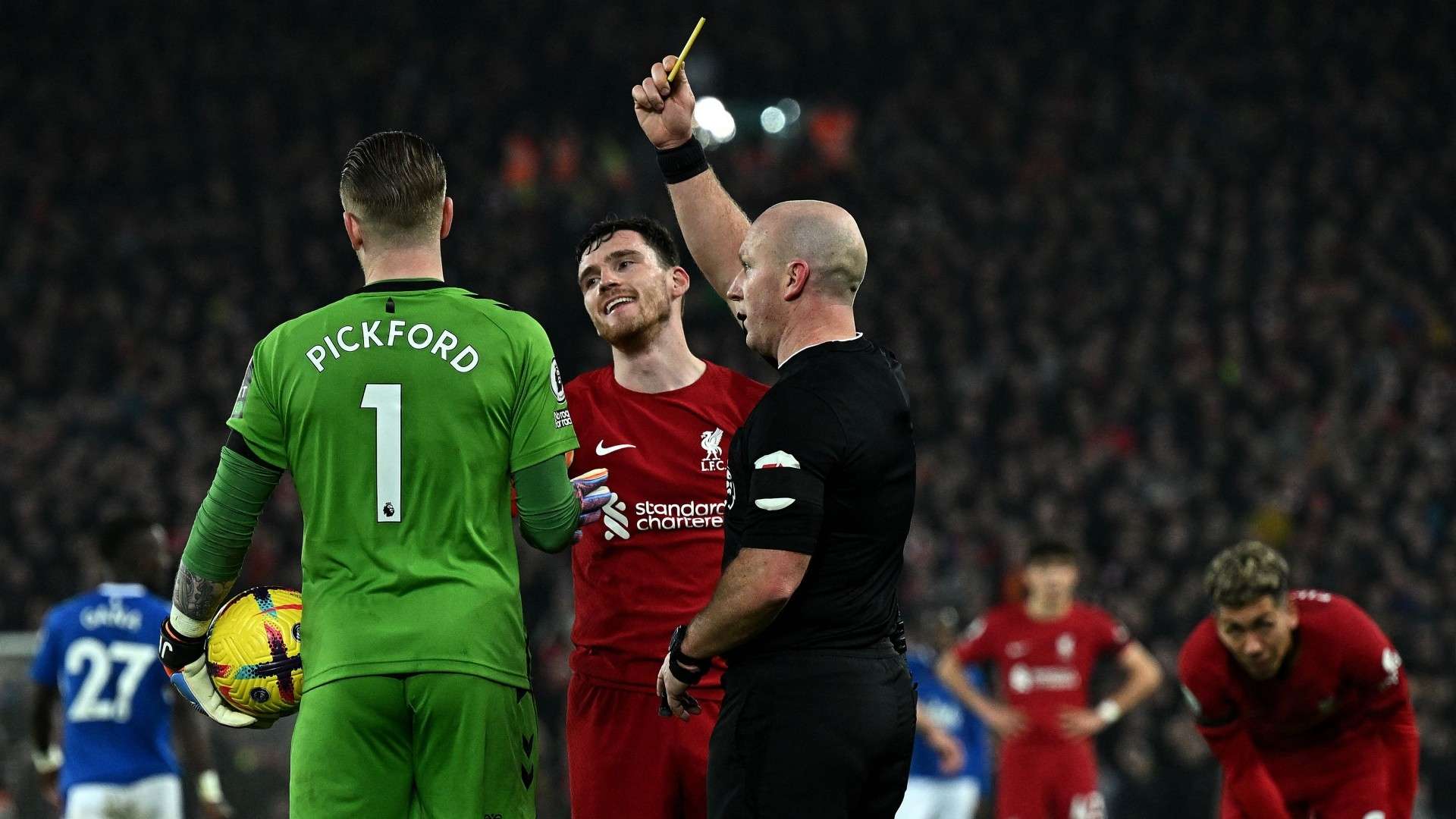 Jordan Pickford Andy Robertson yellow card 2022-23