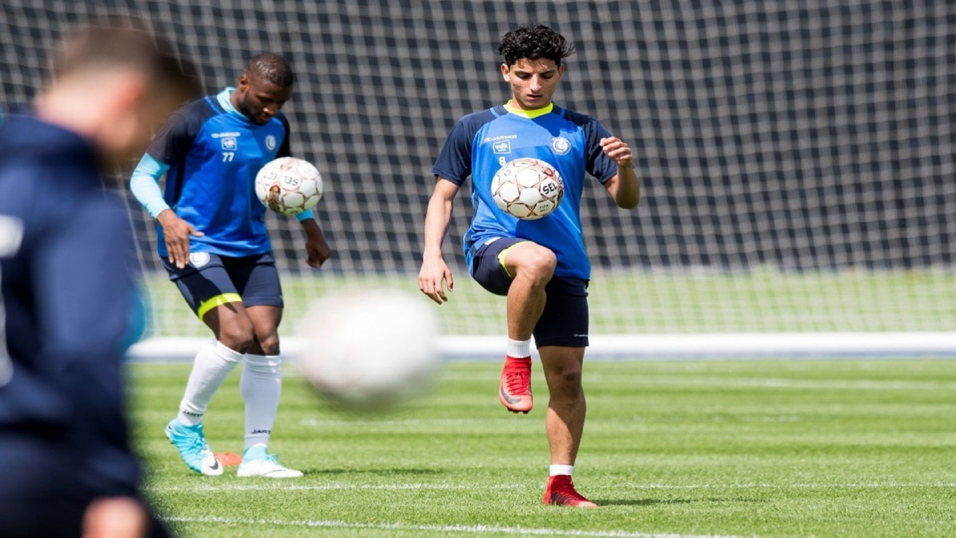 أحمد مصطفى - جنت