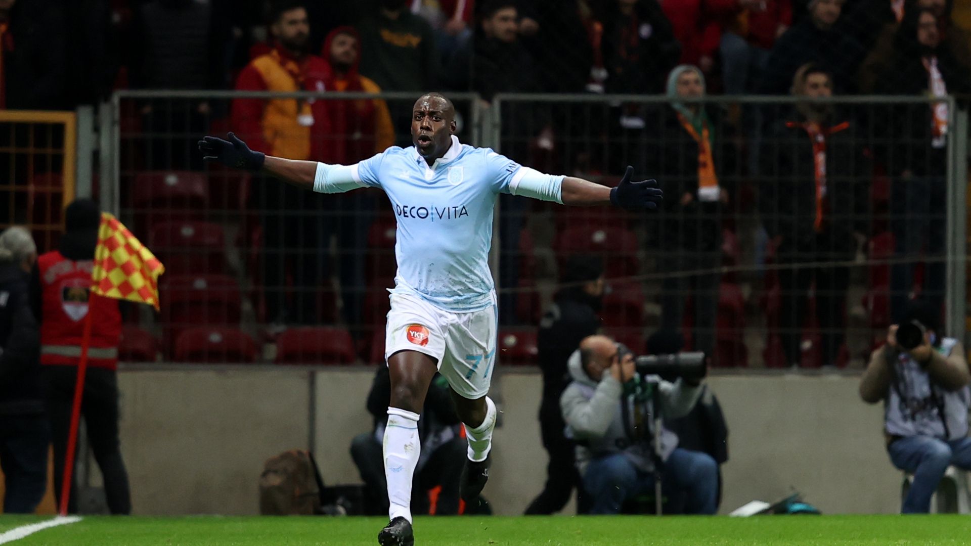 Stefano Okaka. Galatasaray vs Başakşehir. 12.18.2021