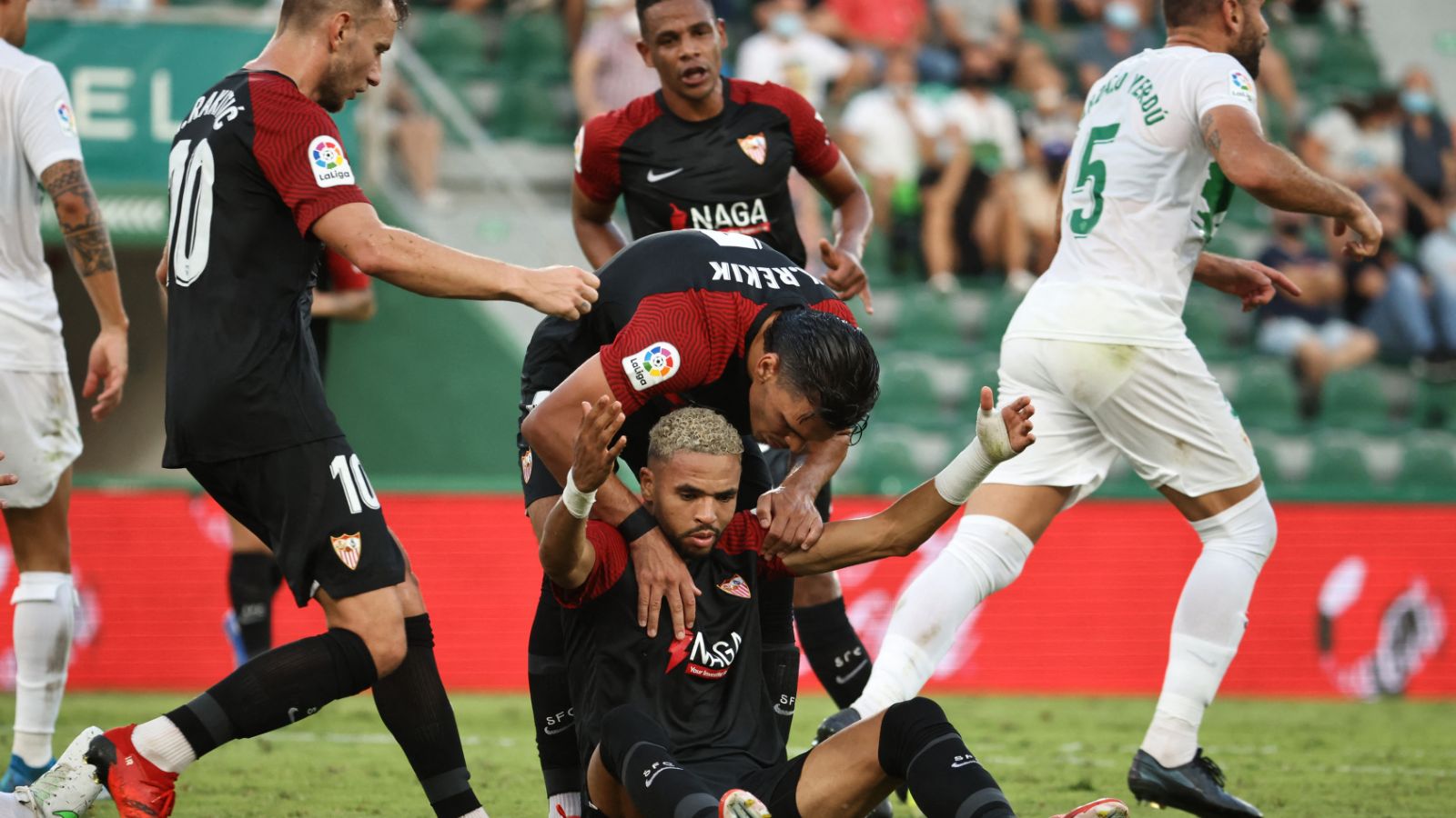 Sevilla En-Nesyri Elche Sevilla LaLiga