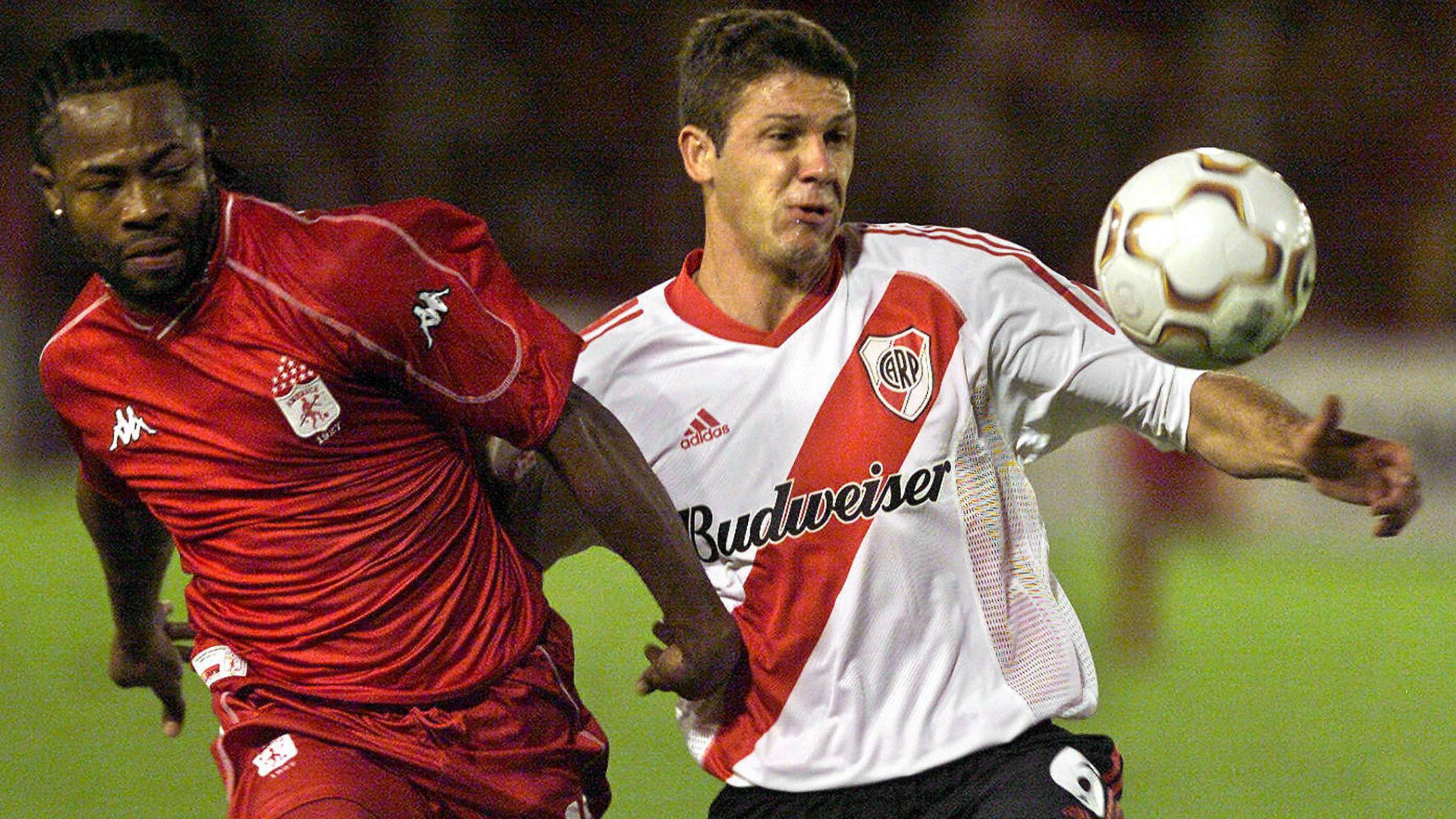 Jairo Castillo América vs River 2003