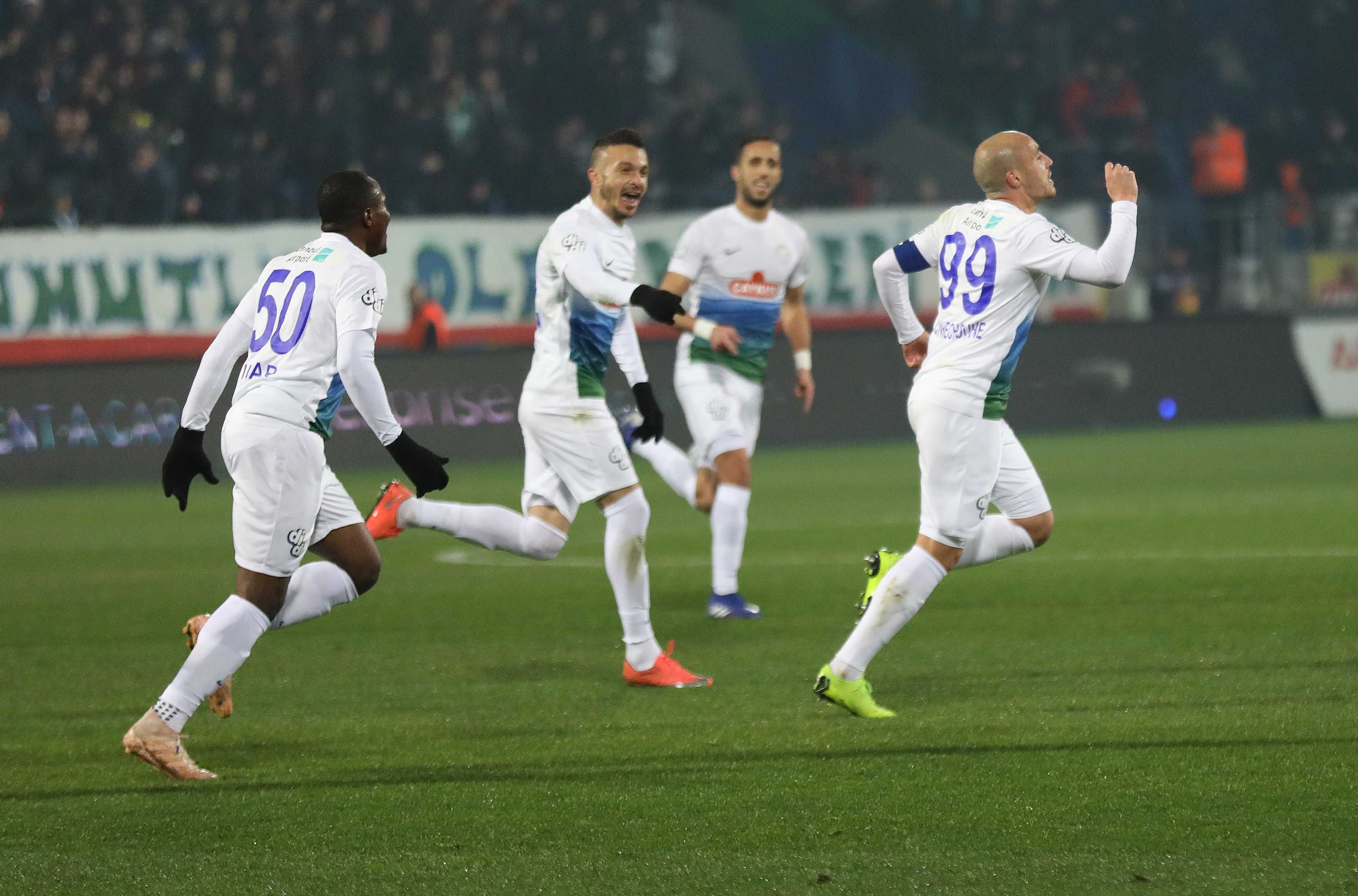 Aatif Chahechouhe Goal Celebration Caykur Rizespor Yeni Malatyaspor Turkish Super League 02/22/19