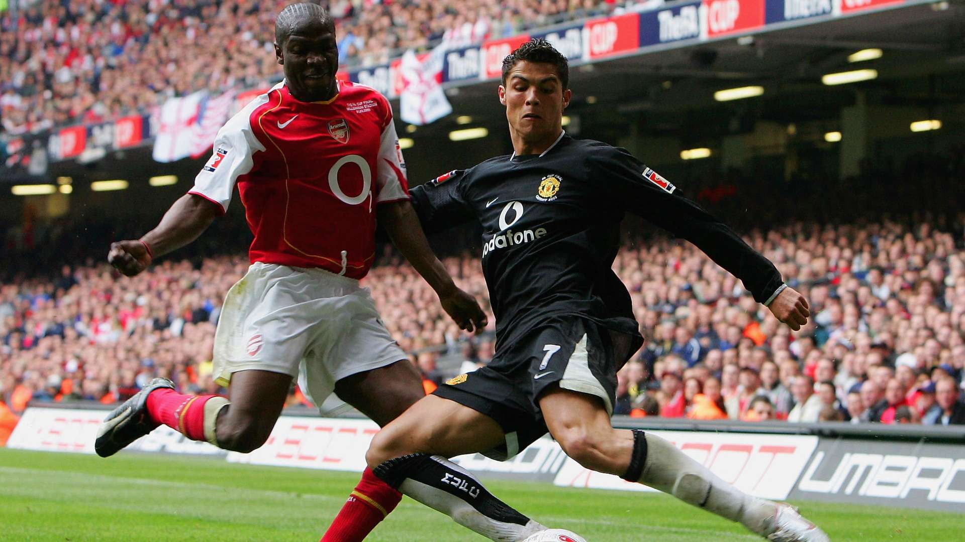 Lauren of Arsenal, Manchester United's Cristiano Ronaldo