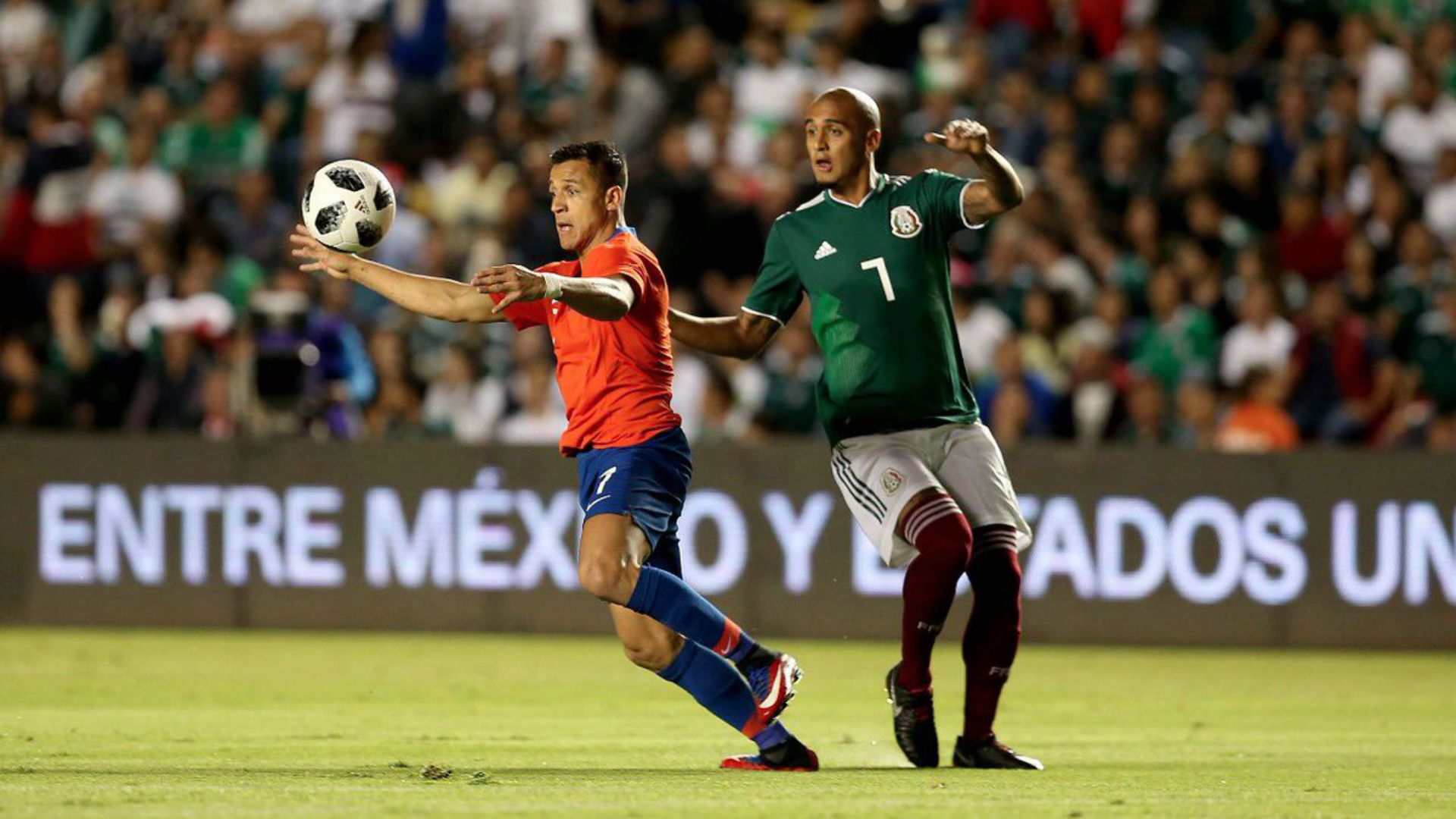 161018 México Chile Luis Rodríguez Alexis Sánchez