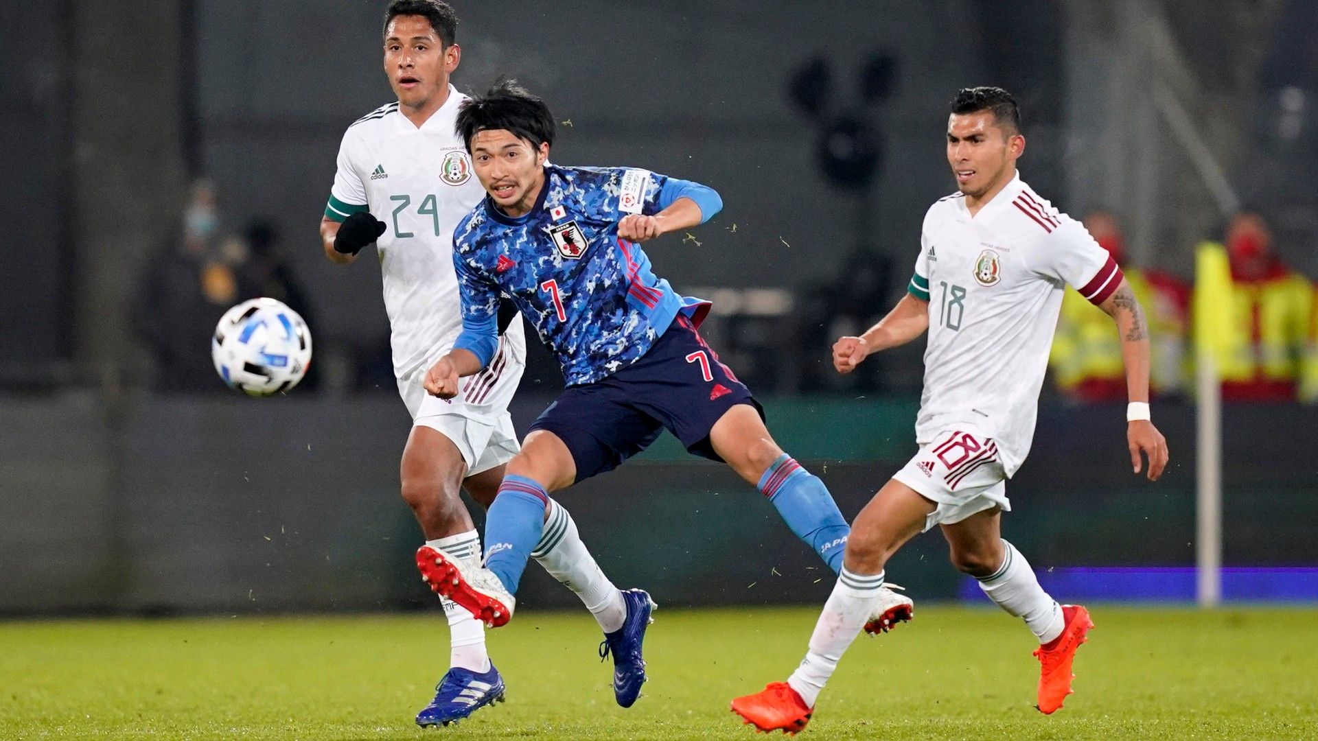 Luis Romo Orbelín Pineda Selección mexicana