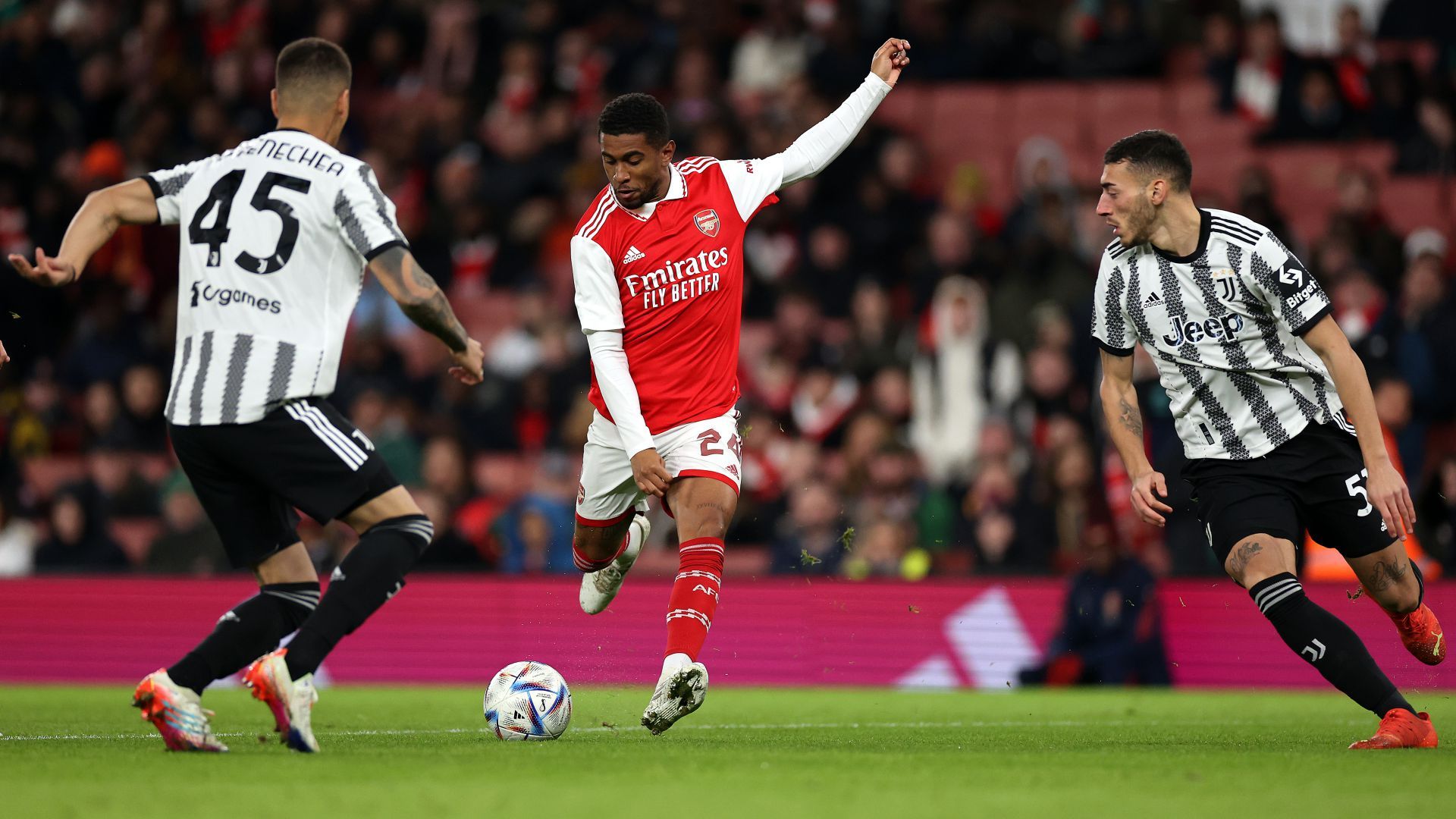 Reiss Nelson Arsenal Juventus