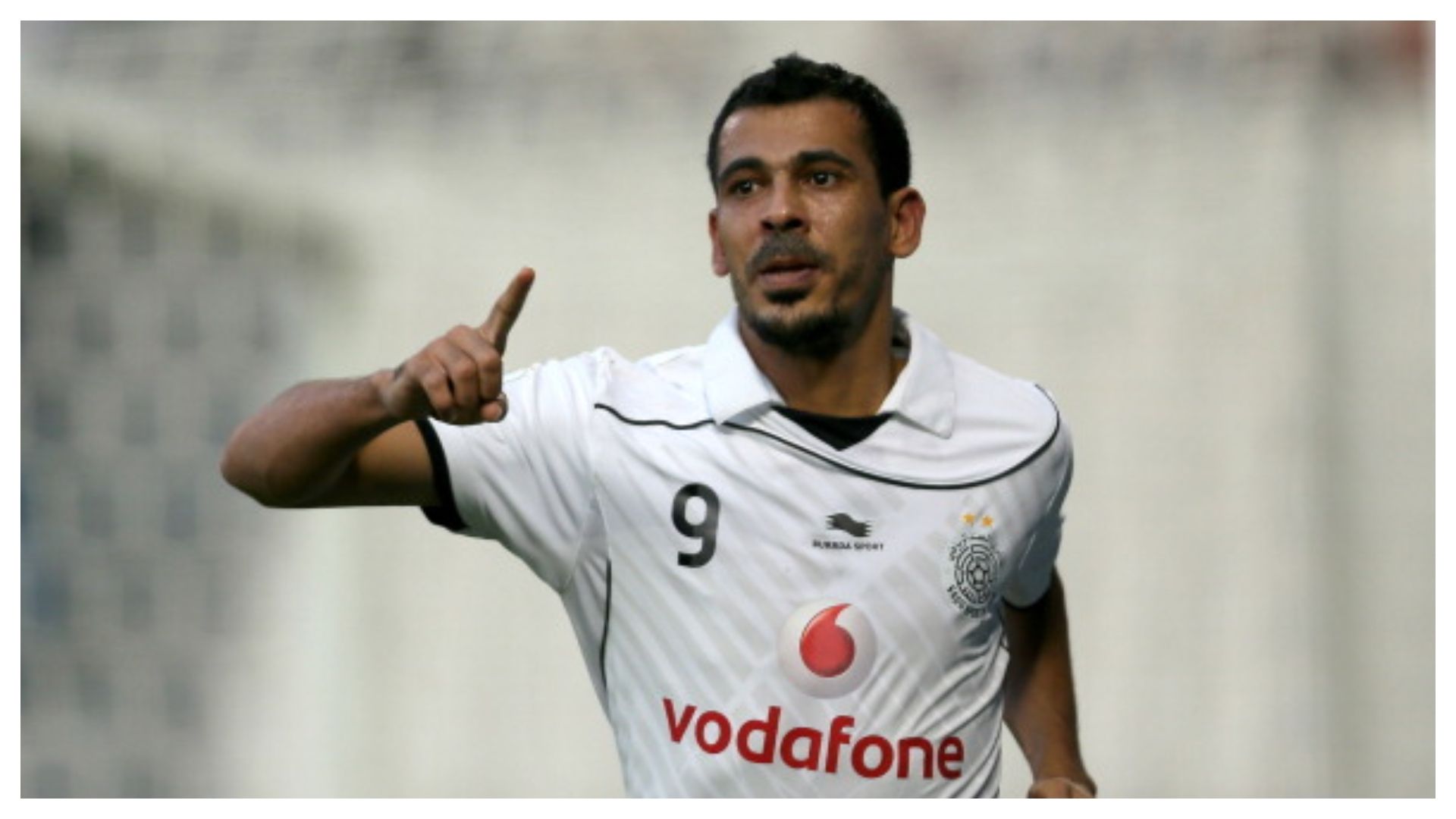 Al-Sadd's Iraqi Younis Mahmoud 2013