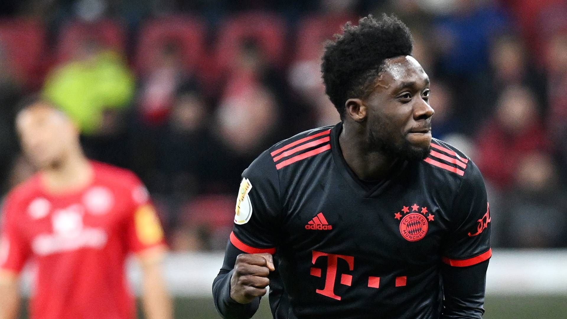 Alphonso Davies FC Bayern 22/23