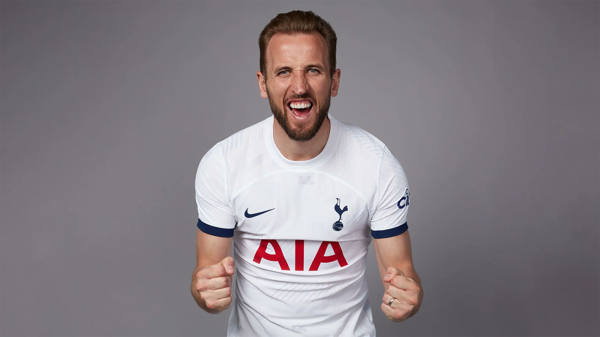 tottenham 2023-24 home kit 1