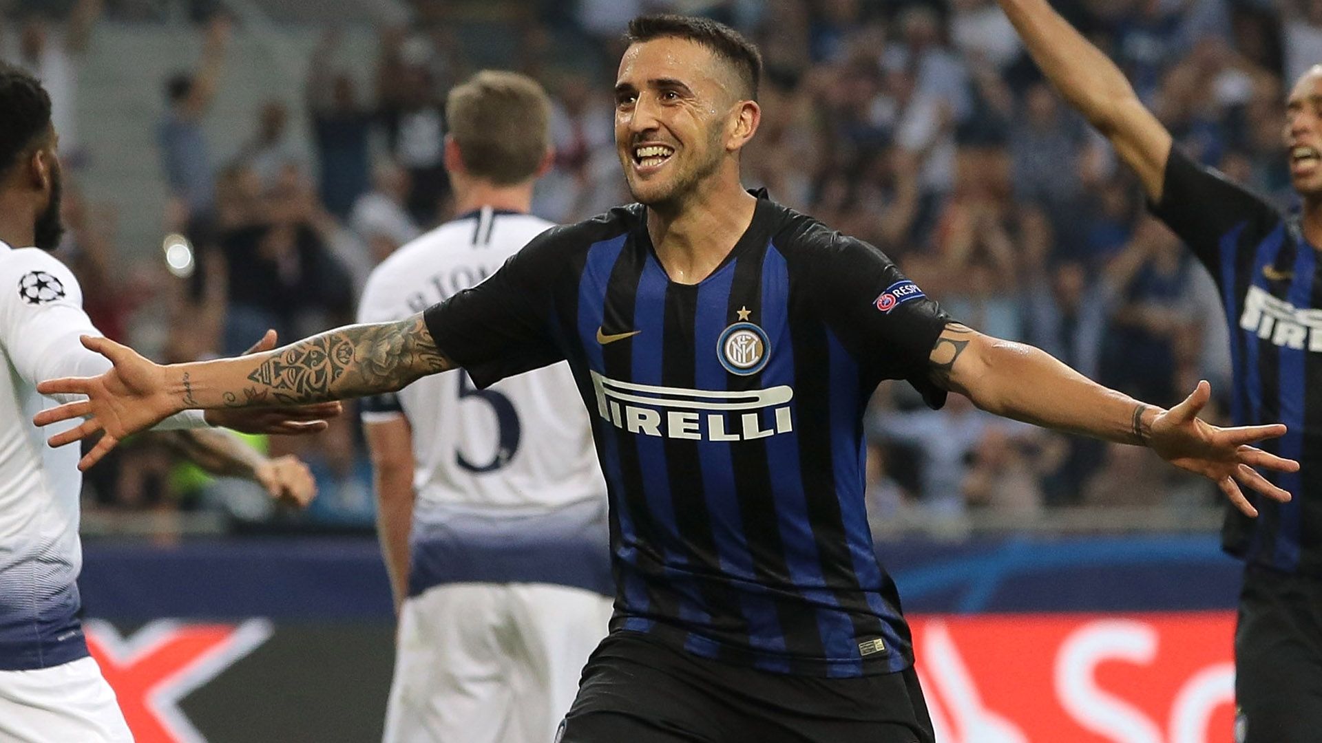 Vecino Inter Tottenham Champions League