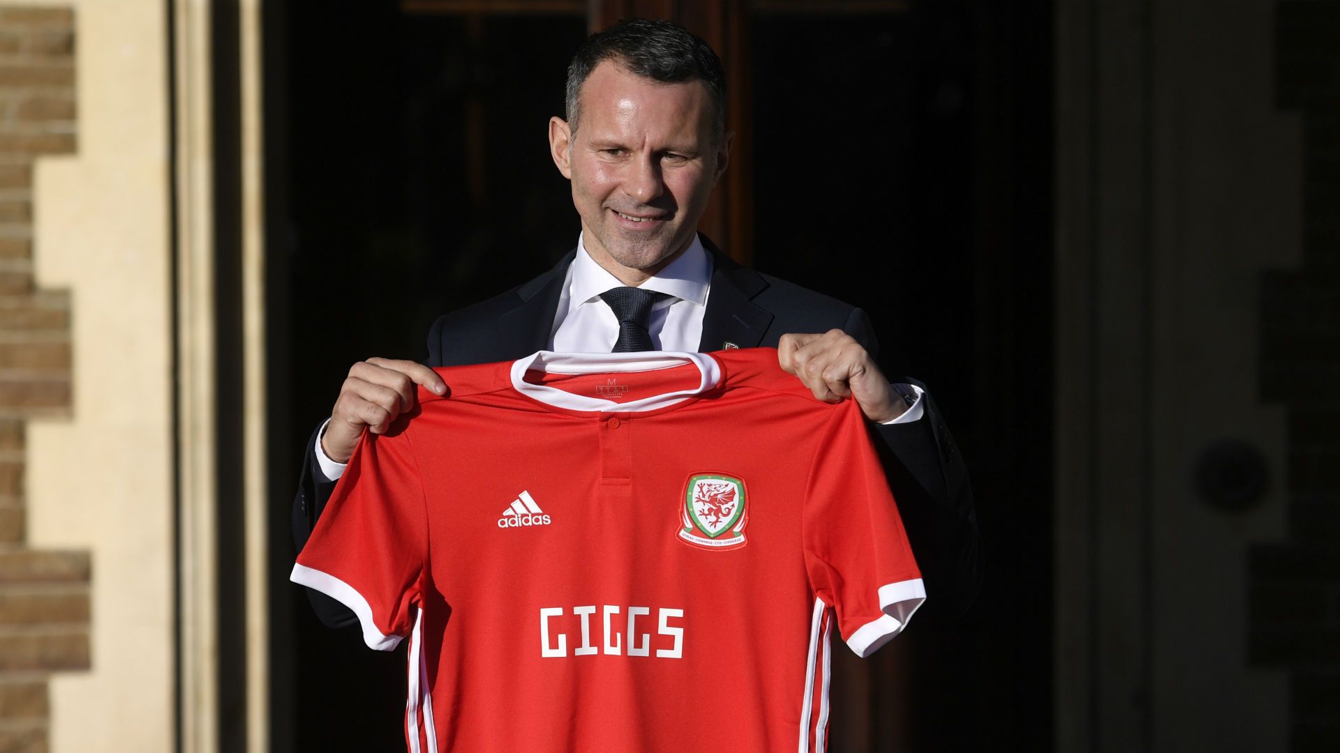 Ryan Giggs Wales 2018