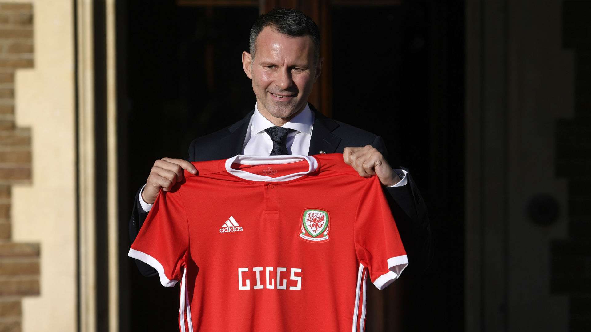 Ryan Giggs Wales 2018