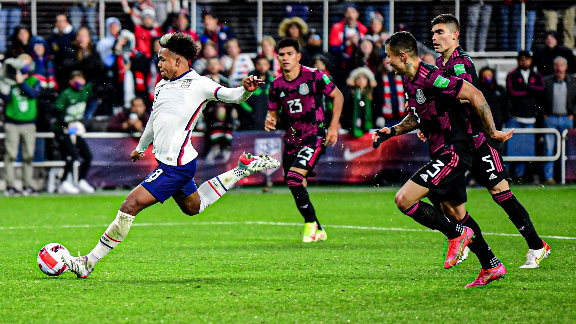 Weston McKennie USMNT Mexico 2021 WC Qualifier