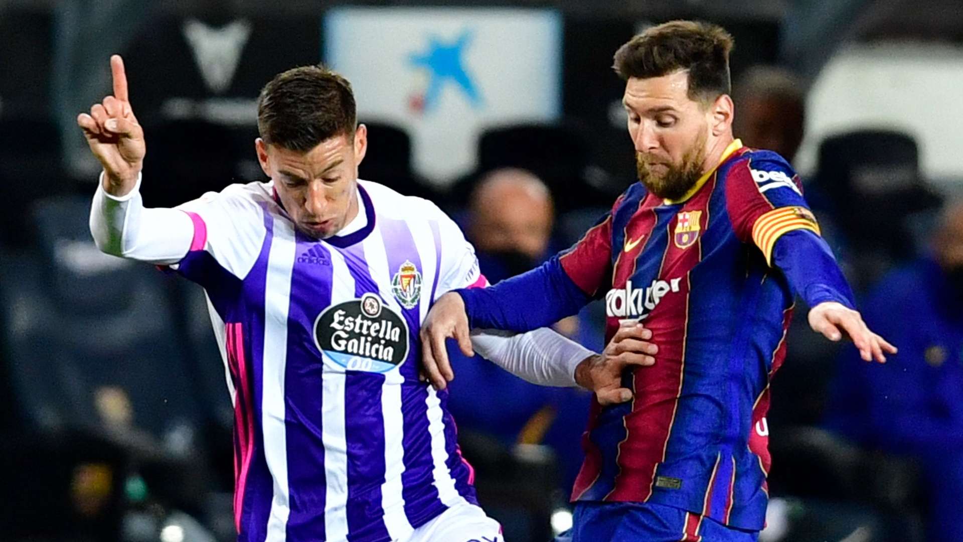Lionel Messi, Ruben Alcaraz, Barcelona vs Valladolid