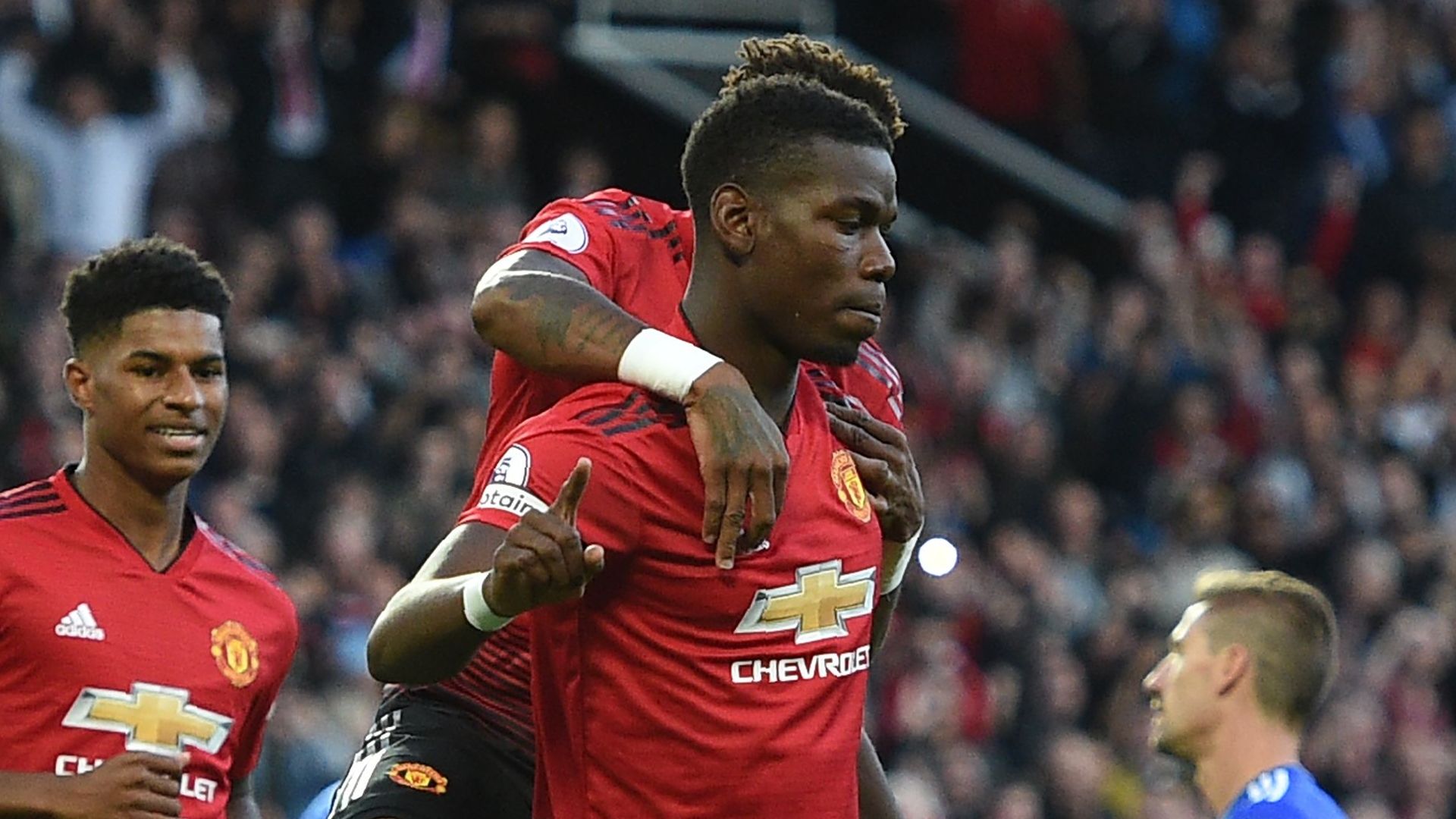 Paul Pogba celebrates penalty vs Leicester