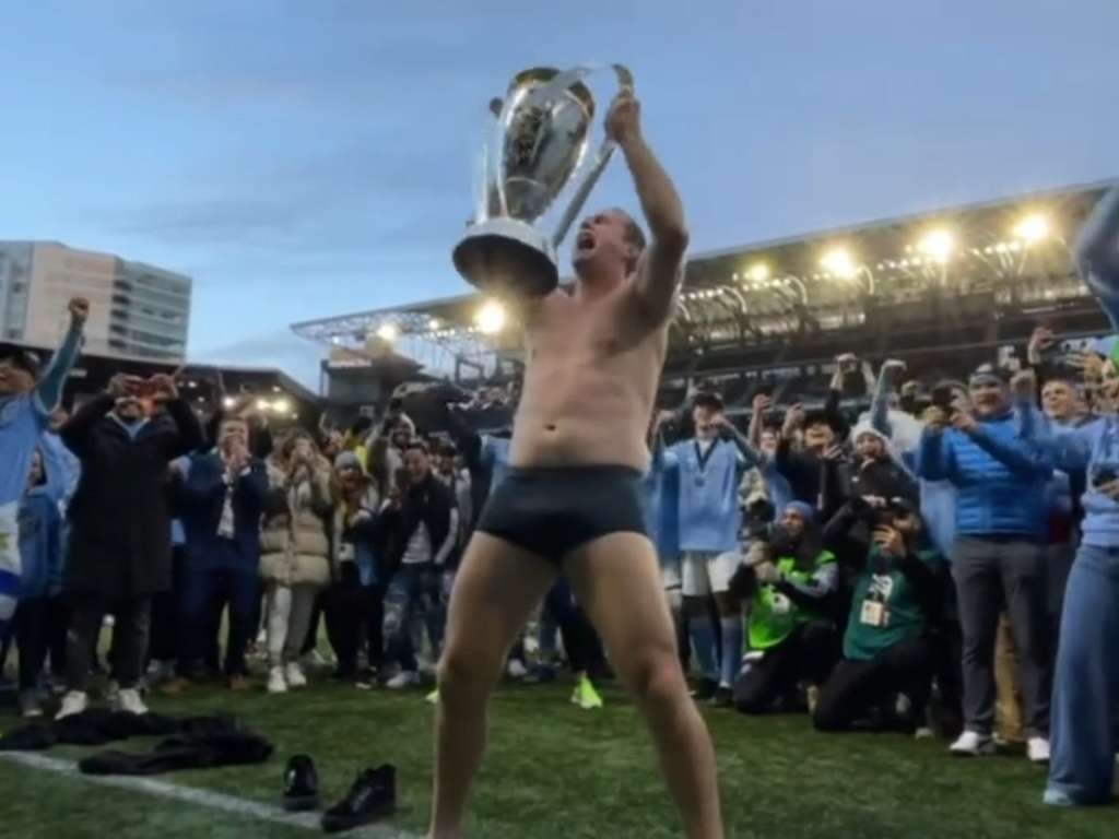 뉴욕 로니 데일라 감독