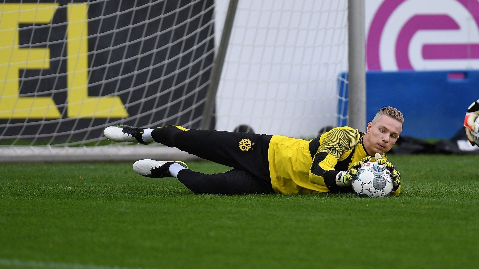 GER ONLY Luca Unbehaun Borussia Dortmund BVB