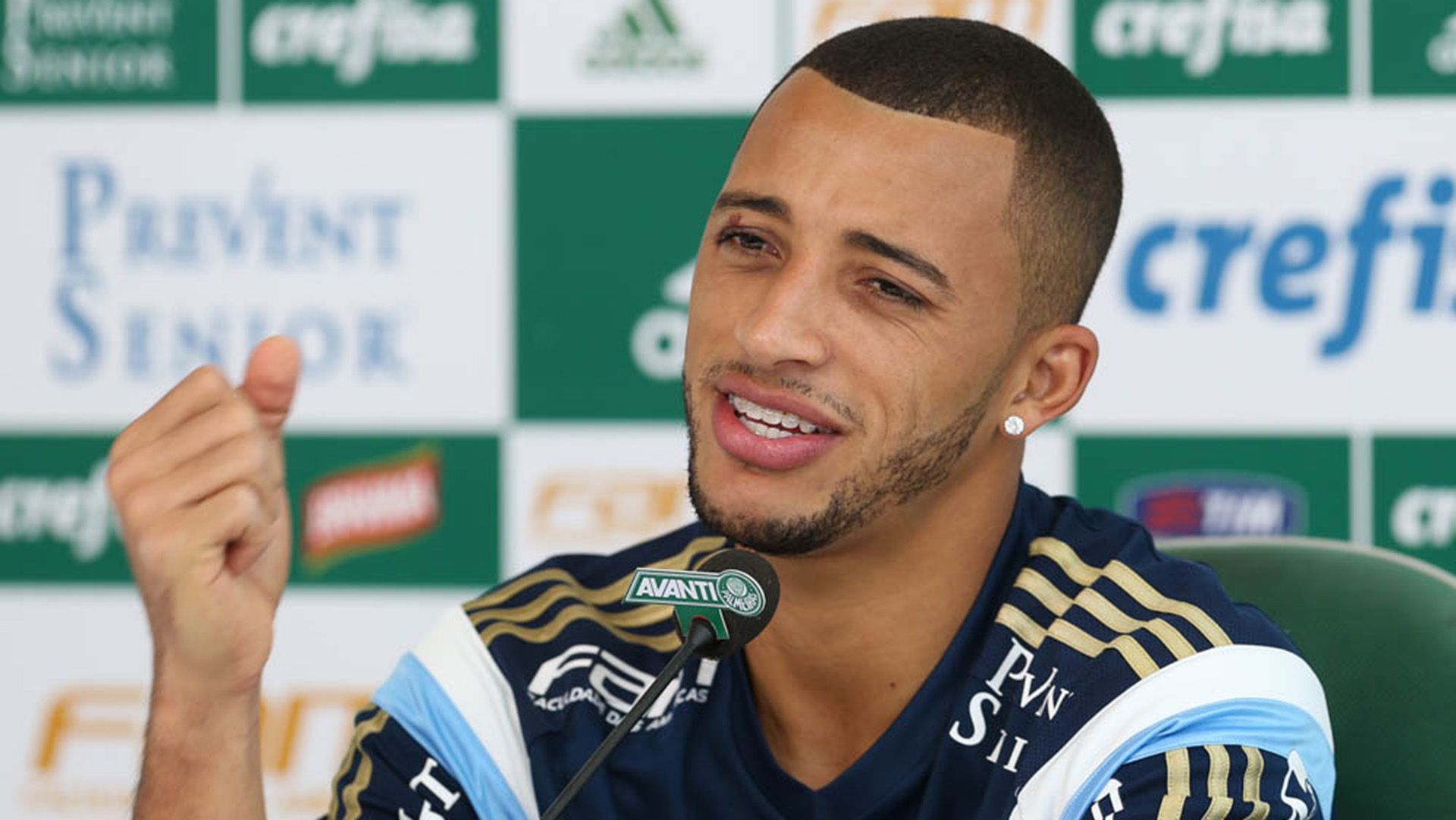 Vitor Hugo Palmeiras coletiva 21092015