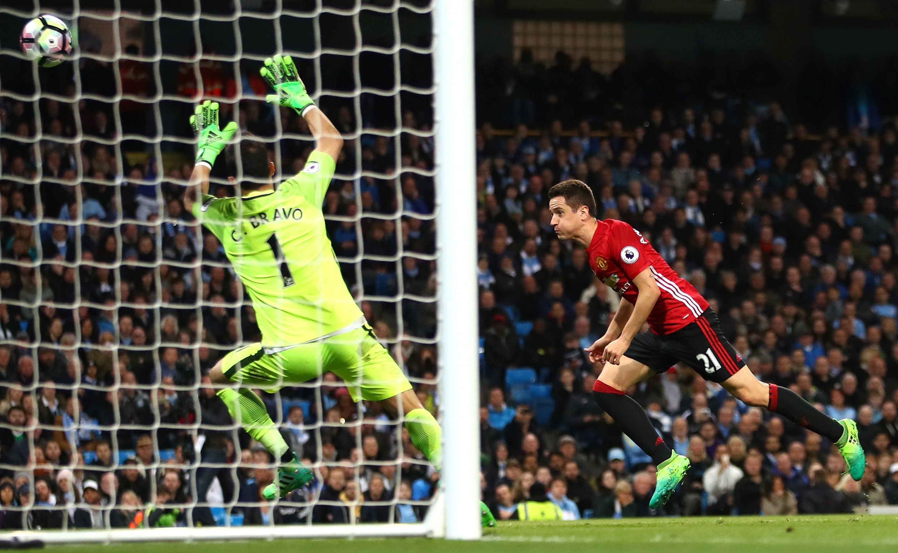 Claudio Bravo