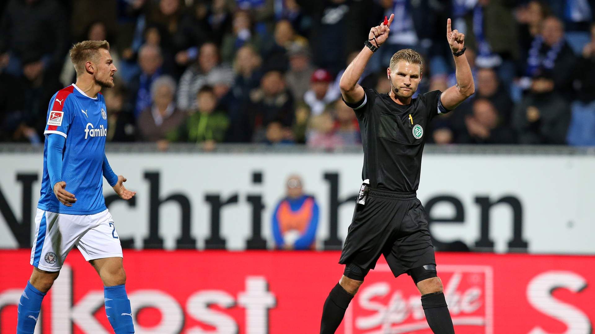 Holstein Kiel v VfL Bochum 2019-10-26