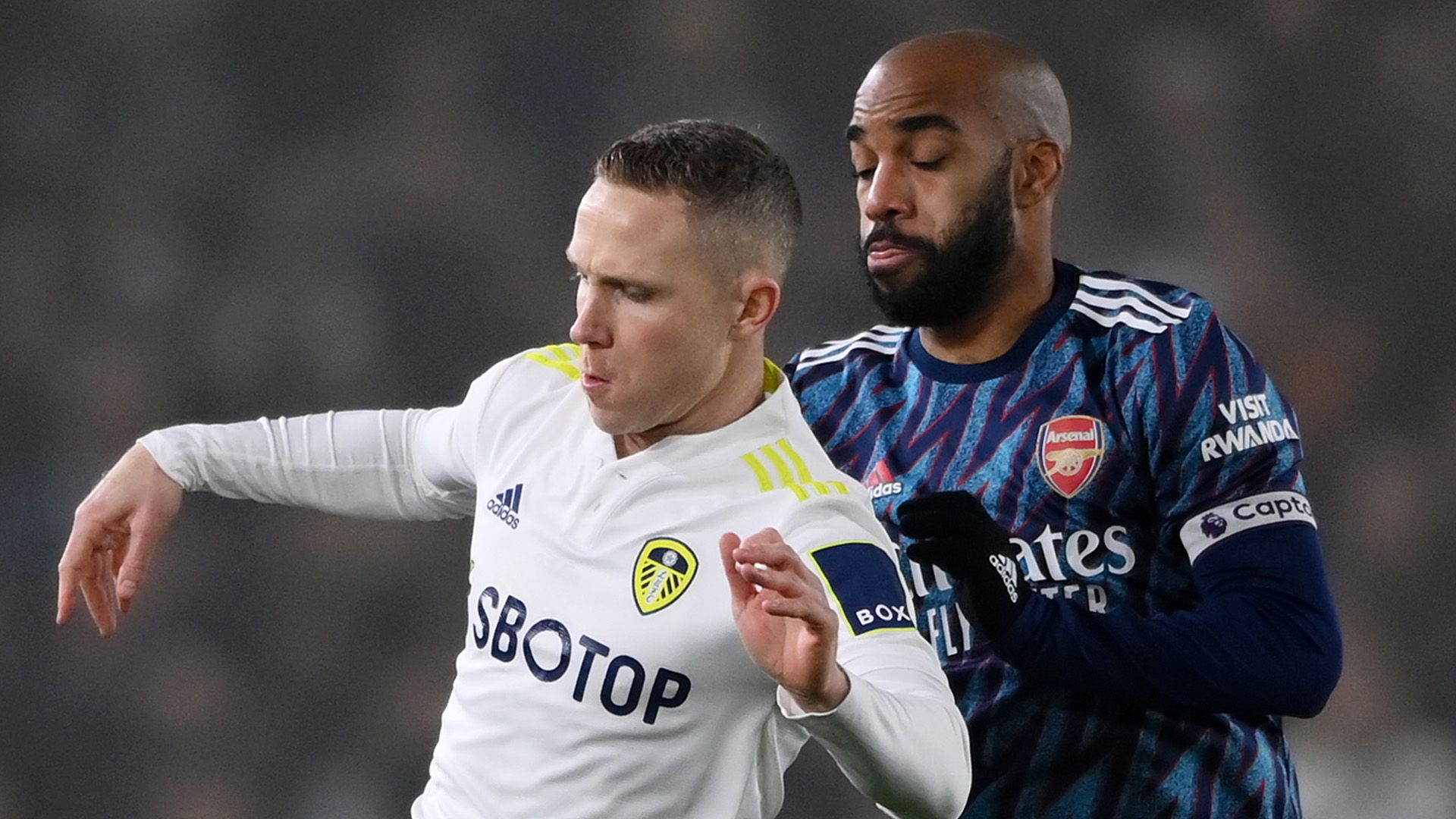 Adam Forshaw Alexandre Lacazette Leeds Arsenal 2021-22