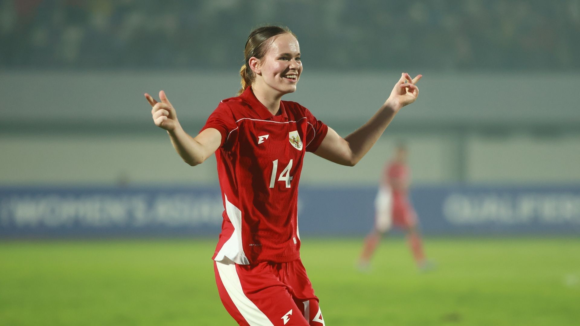 Isa Guusje Warps - Timnas Wanita Indonesia