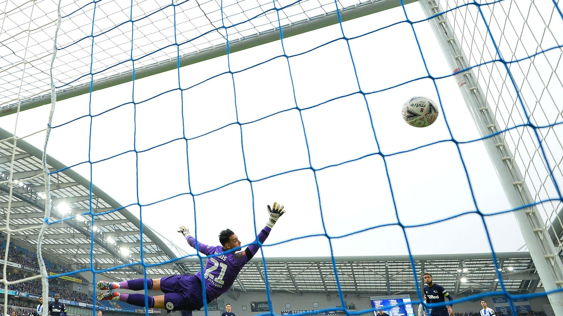 Direkteen dönen top