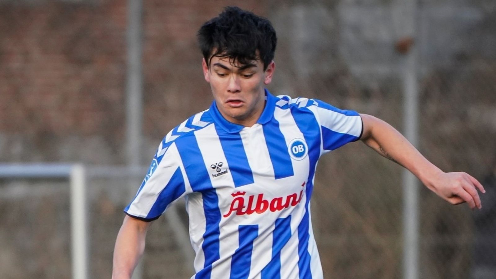 โจนาธาร เข็มดี