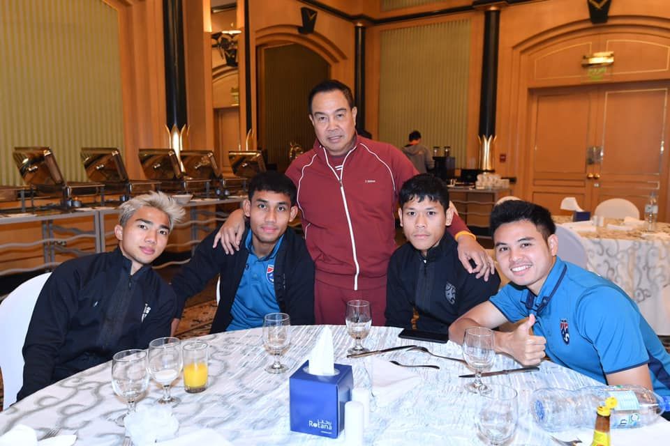 สมยศ พุ่มพันธุ์ม่วง