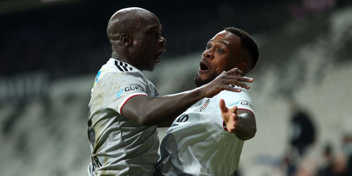 Vincent Aboubakar Cyle Larin Besiktas Goal Celebration vs. Rizespor 01/06/21