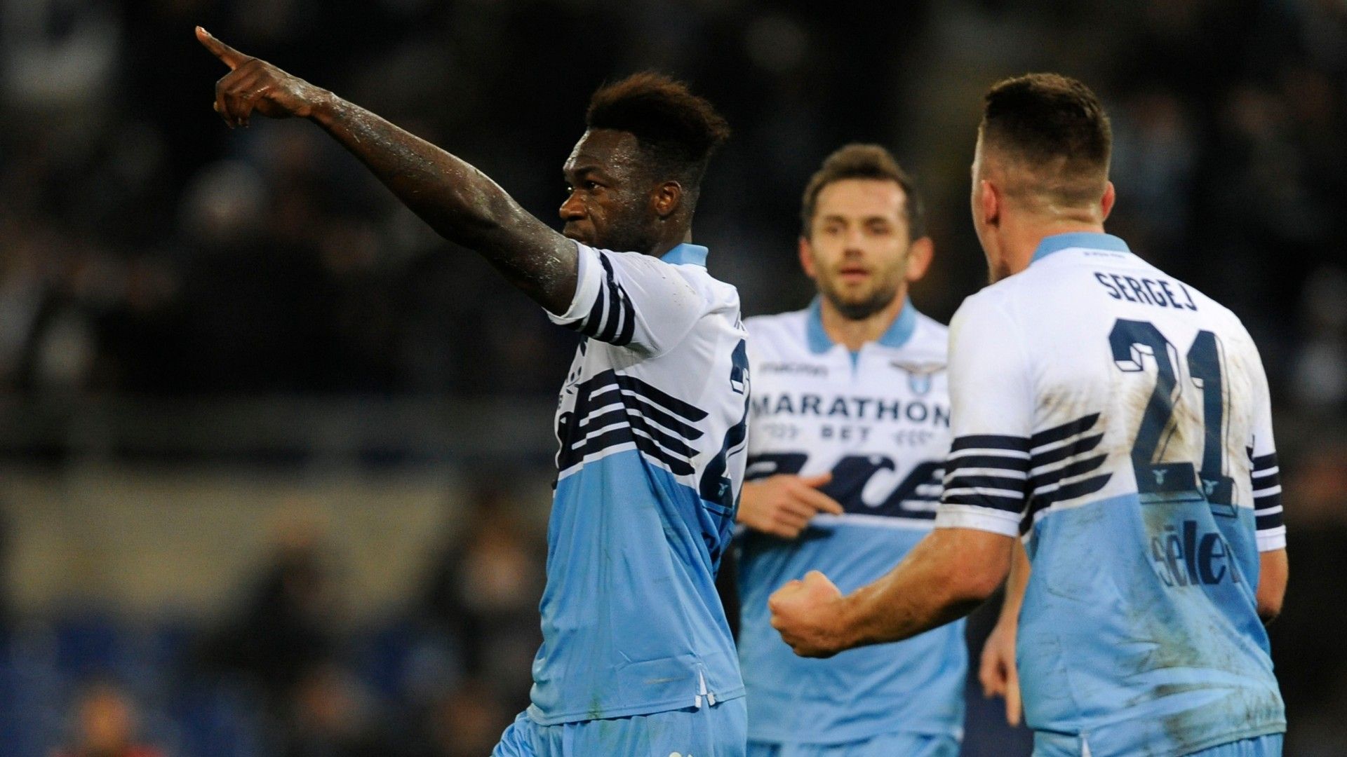 caicedo celebration lazio empoli