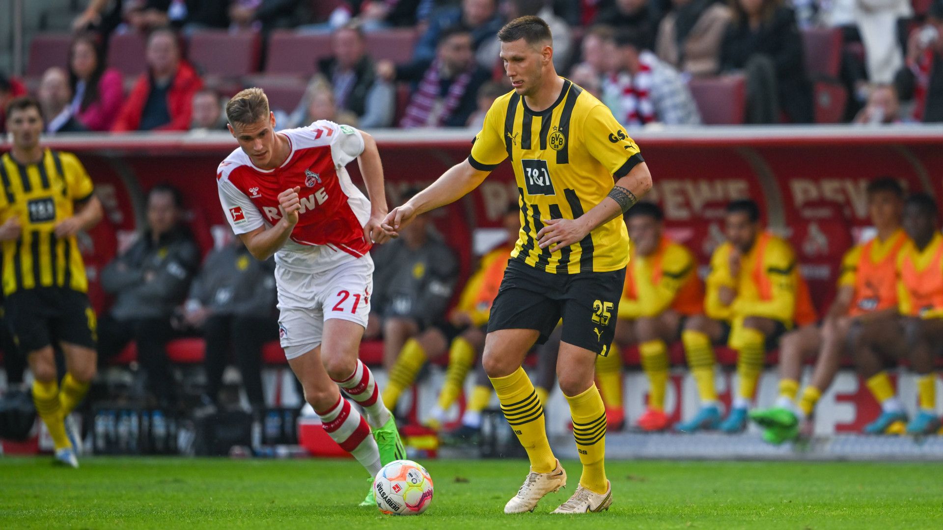 GERMANY ONLY: NIKLAS SÜLE BORUSSIA DORTMUND BUNDESLIGA 01102022