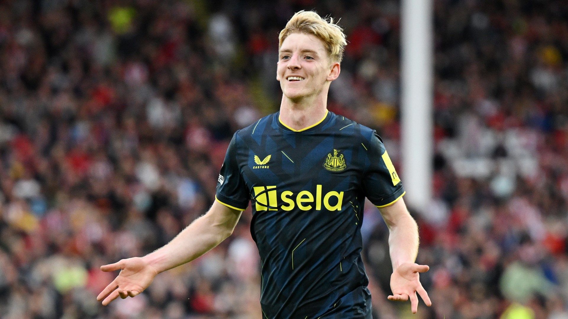 Anthony Gordon Newcastle 2023-24