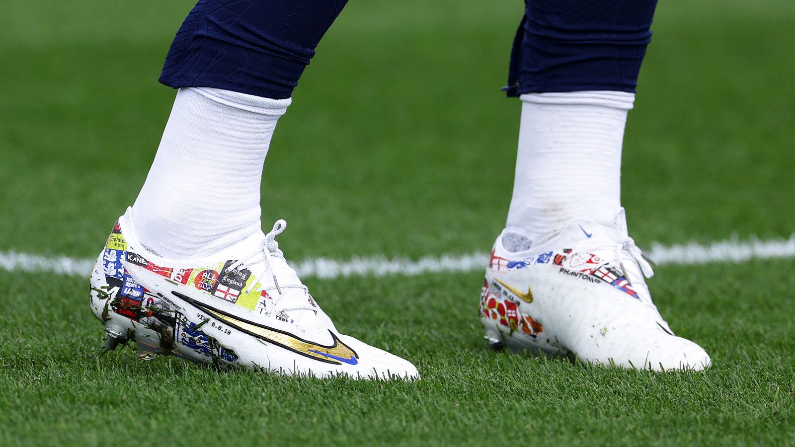 HARRY KANE NIKE SHOES