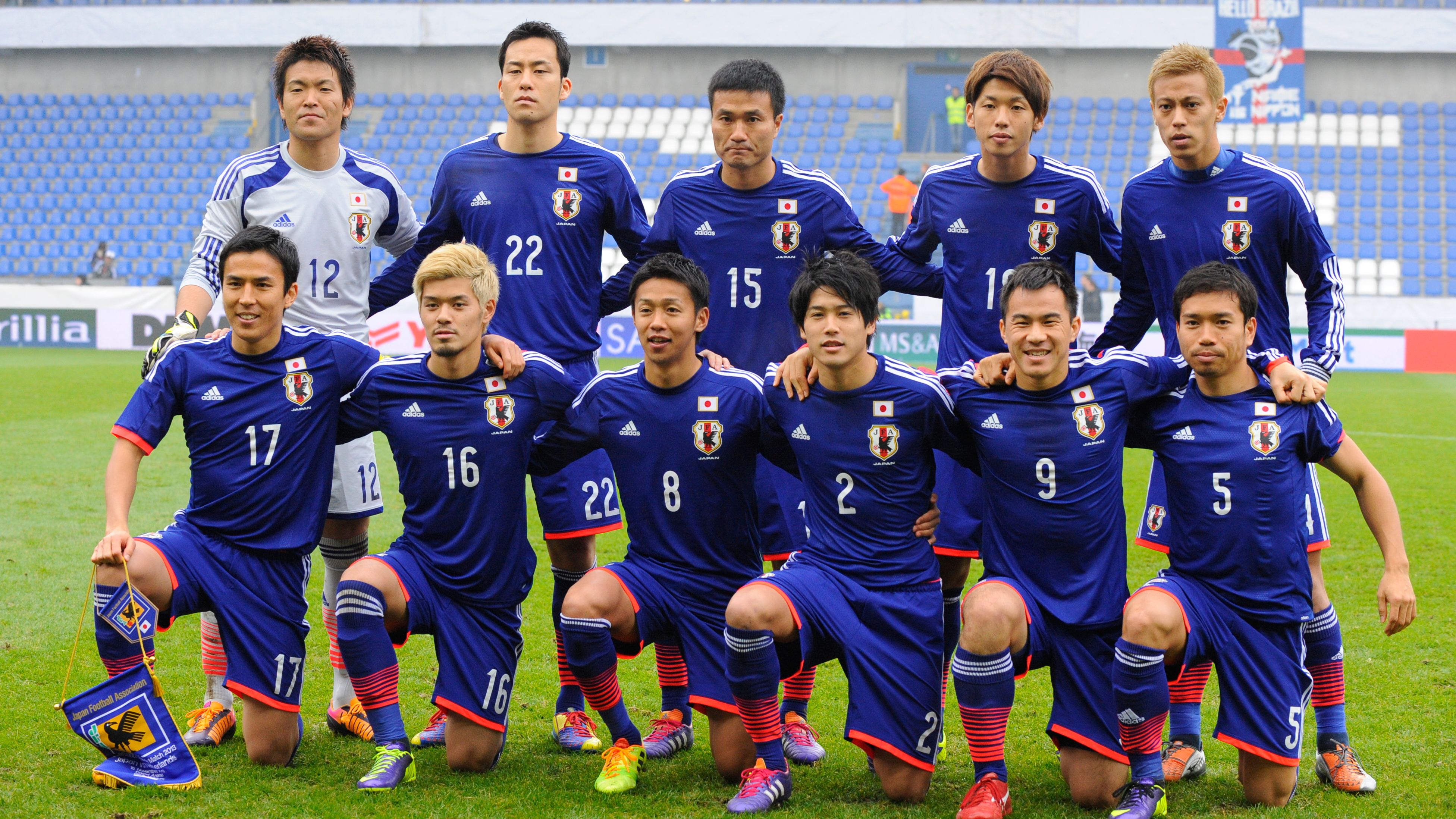 20131116-netherland-japan-starting-eleven